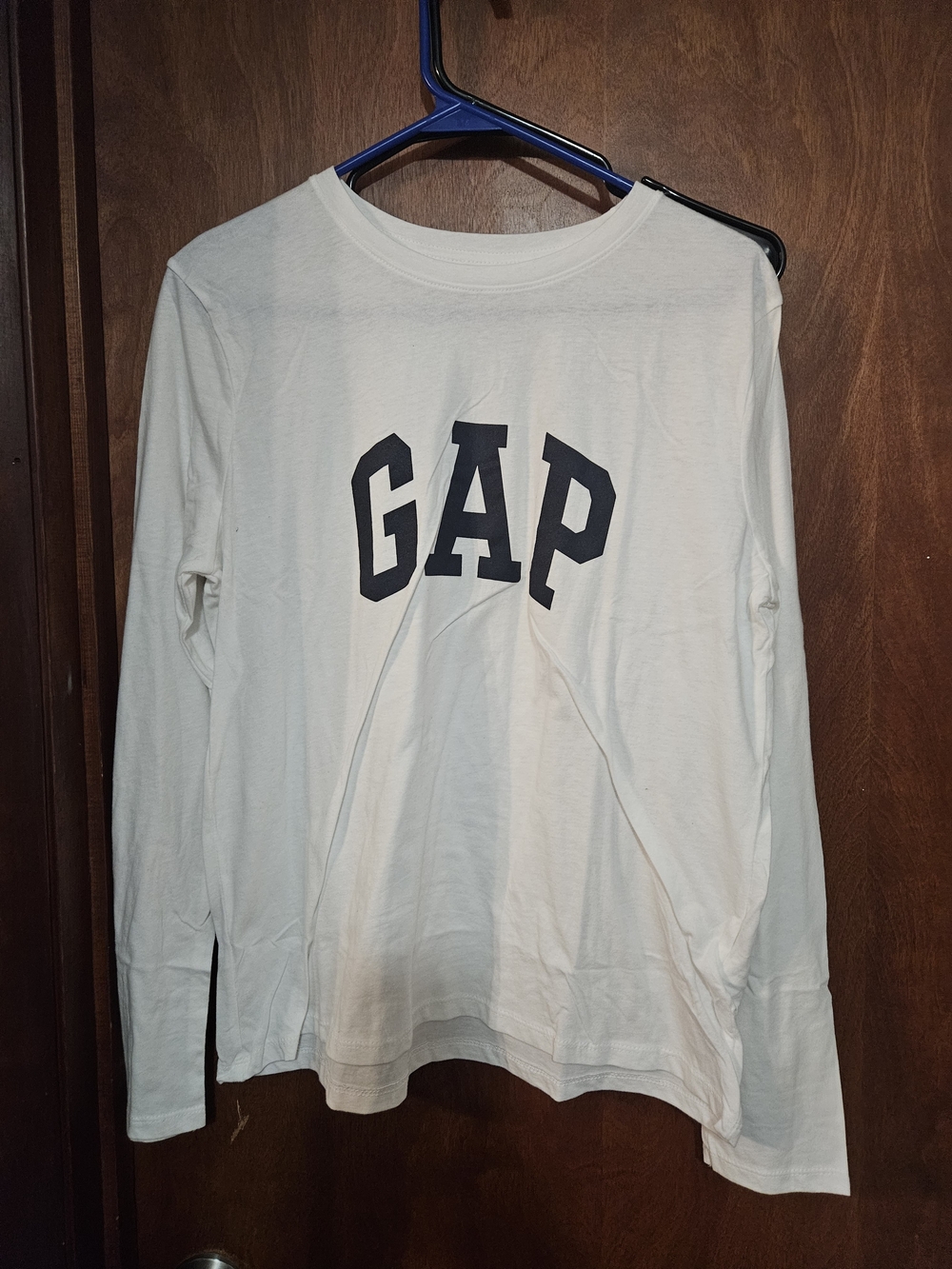 GAP  Long Sleeve Logo Tee in White